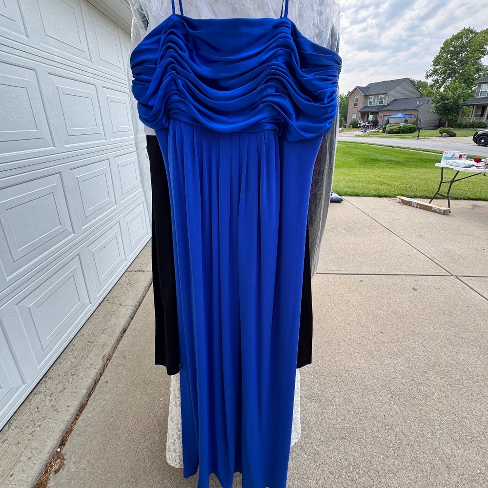 Blue dress